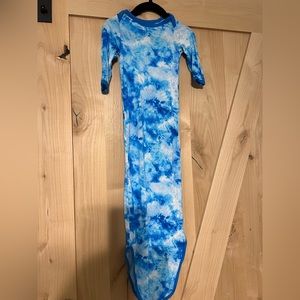 Little Sleepies knotted gown